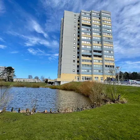 Strandhochhaus Sahlenburg C7 * كوكسهافن